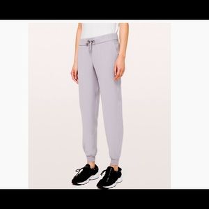 Lululemon ON THE FLY JOGGER